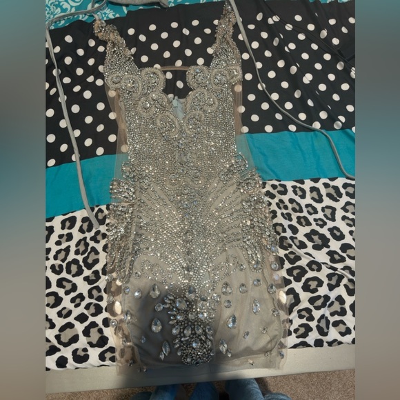 Birthday dress worn once - Picture 1 of 2